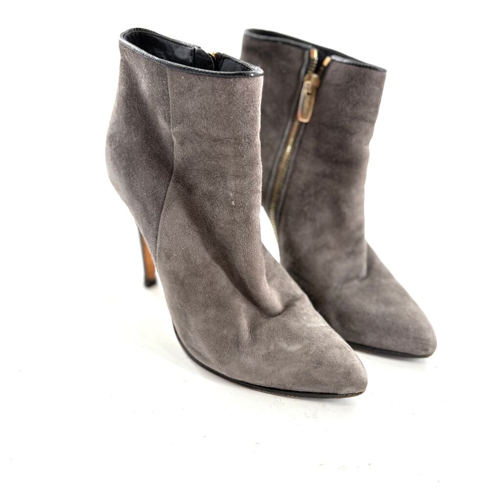 Club Monaco Suede Boots 7.5 Gray 38 Ankle Booties Heel Quiet Luxury Old Money